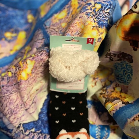 Nollia Girls Sherpa Slipper Socks NWT - Picture 4 of 4